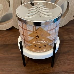 Bath and Body Works Cinnamon Sugared Pecans 3-Wick Candle Brand New